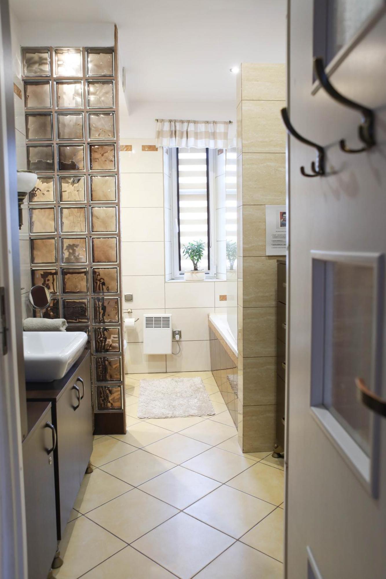 Apartament Pablo 75M2 W Centrum Tarnowskich Gor Tarnowskie Góry Kültér fotó